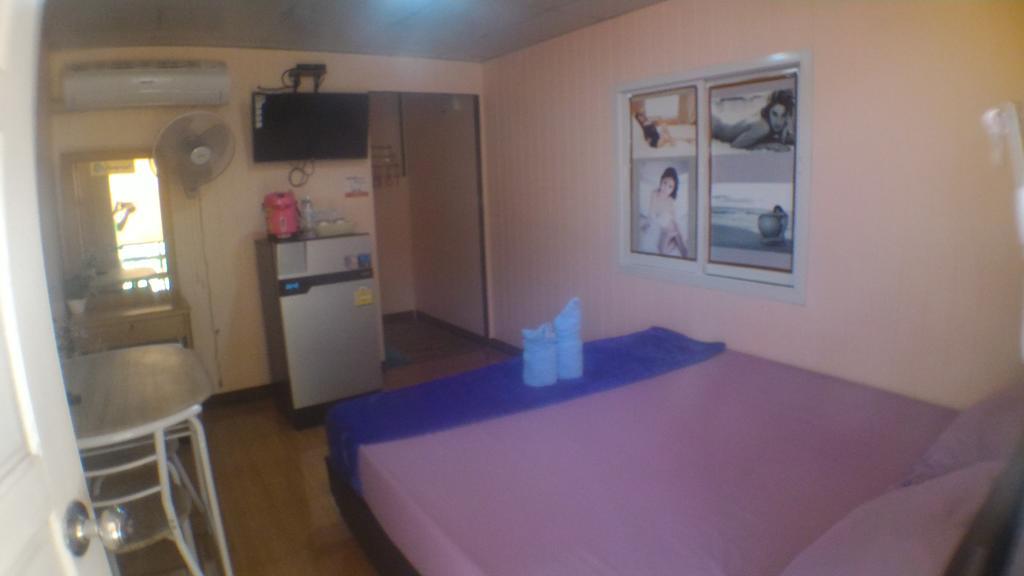 Hi Tech Resort Kabin Buri Exterior foto