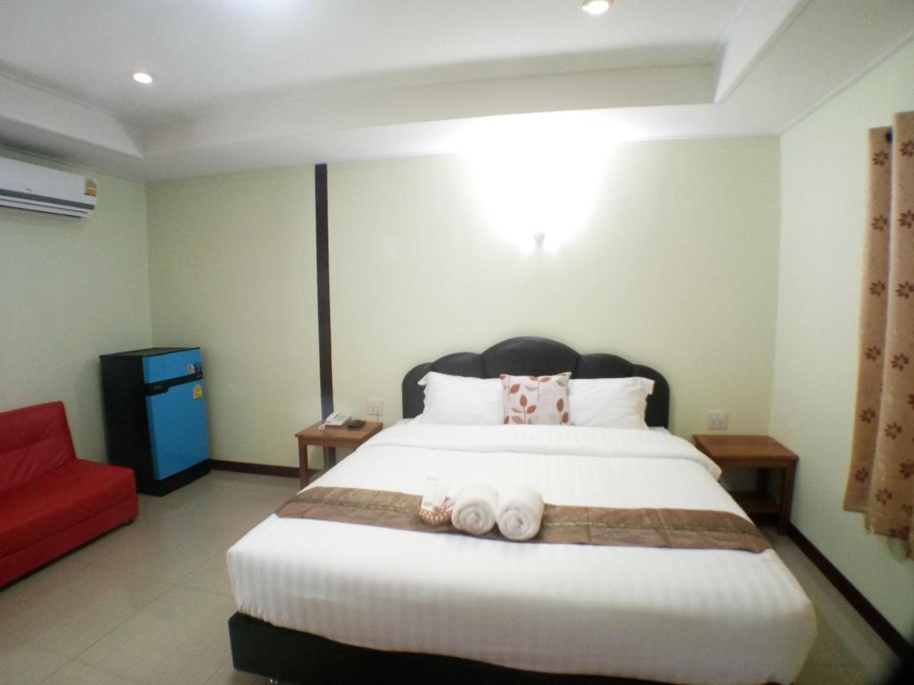 Hi Tech Resort Kabin Buri Exterior foto